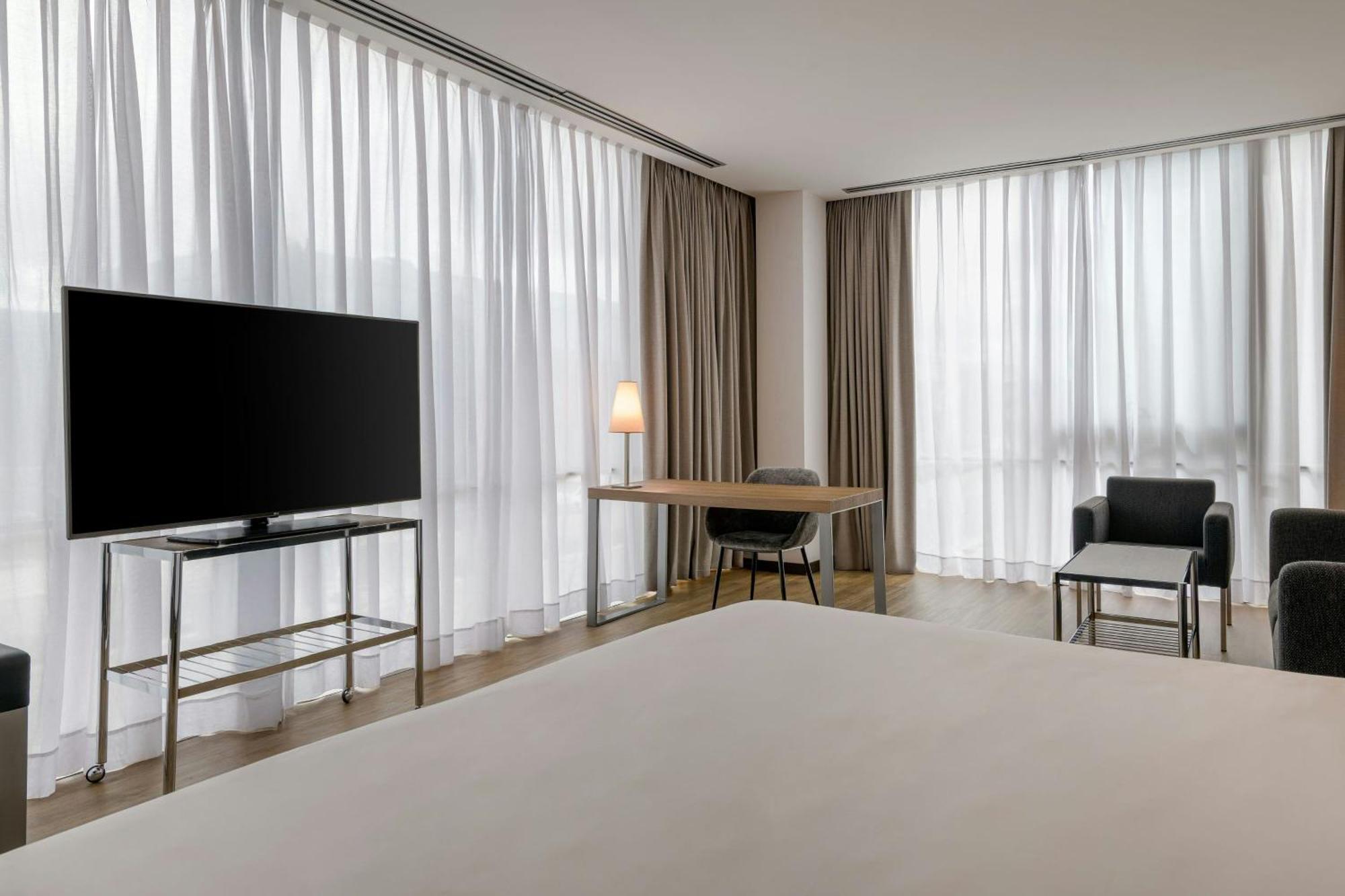 Ac Hotel La Finca By Marriott Pozuelo de Alarcón Buitenkant foto