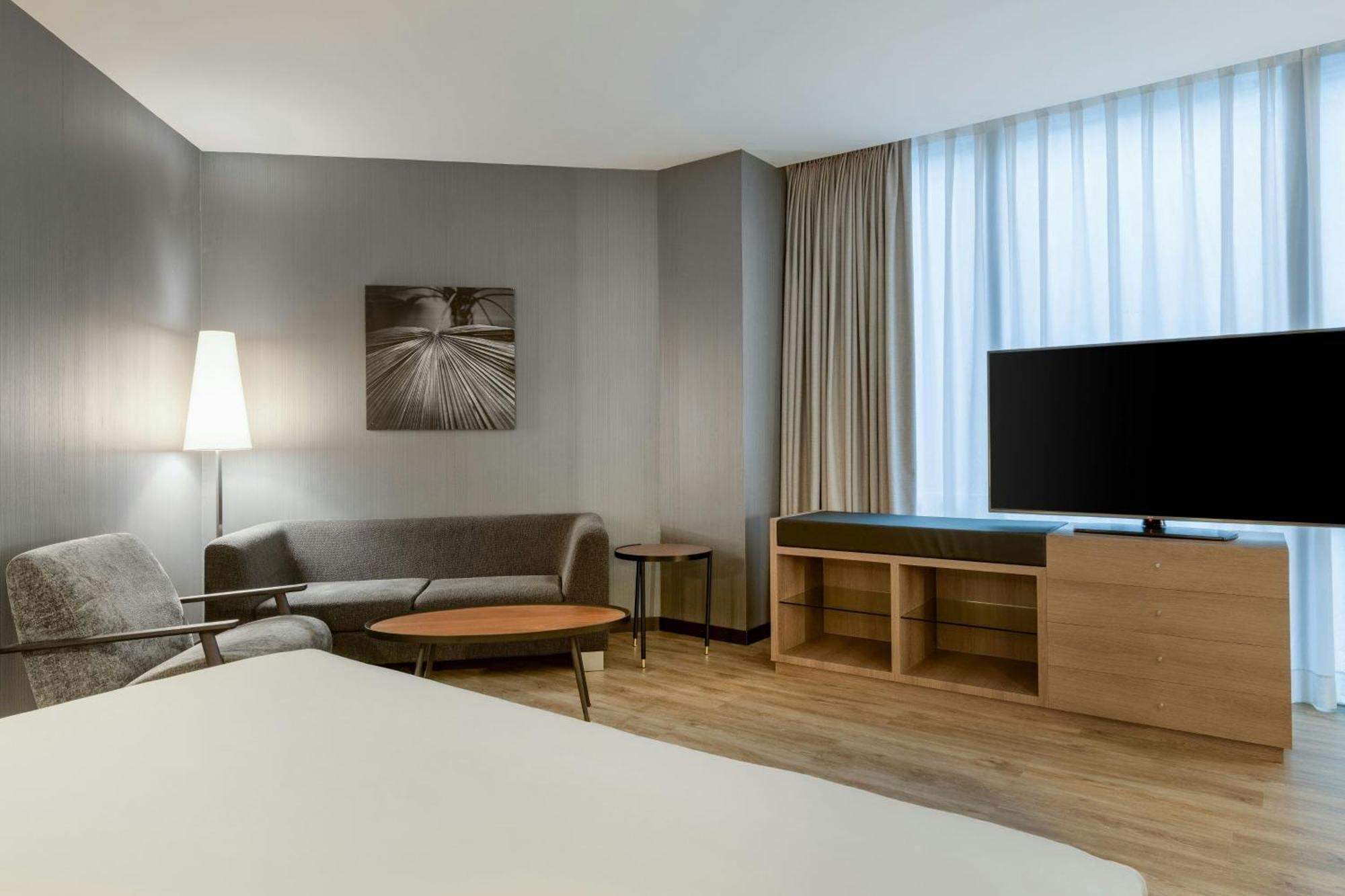 Ac Hotel La Finca By Marriott Pozuelo de Alarcón Buitenkant foto